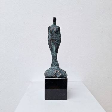 Original Classicism Women Sculpture by Barbara Houwers